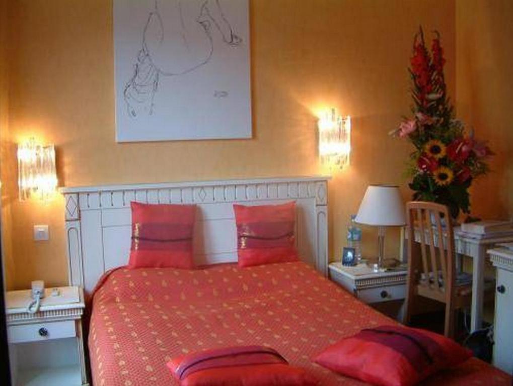 Royal Aboukir Paris Hotel