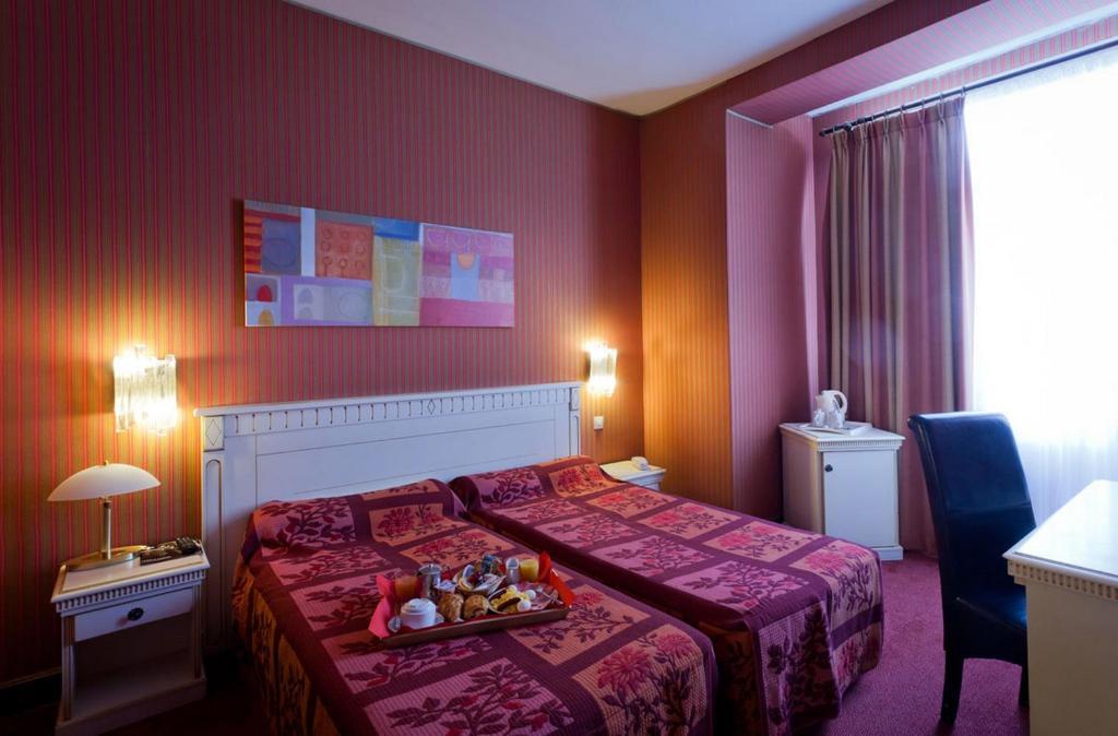 Royal Aboukir Paris 3*