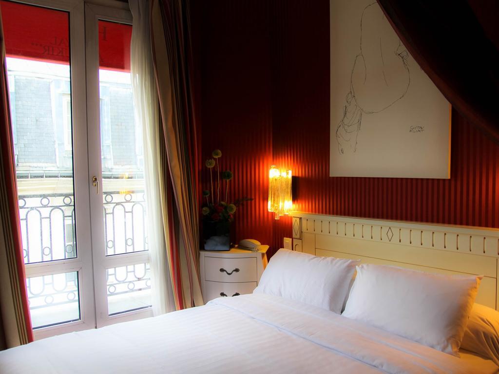 Royal Aboukir Paris Hotel